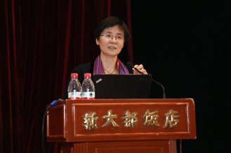 \\稿件服務(wù)器\g\會(huì)議資料\2016年鋼結(jié)構(gòu)設(shè)計(jì)規(guī)范學(xué)術(shù)年會(huì)\會(huì)后資料\照片精選\11月12日\下午\余海群.JPG